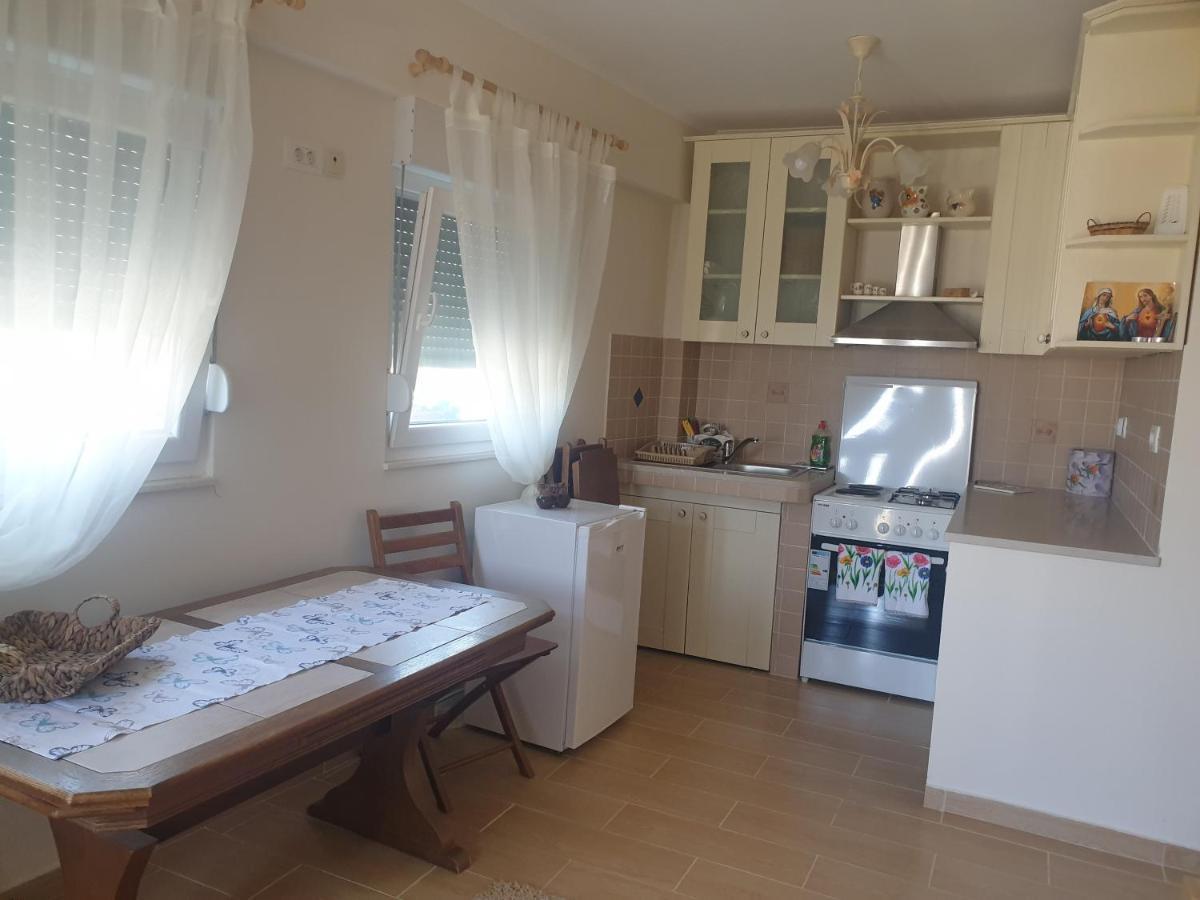Delia Apartment Medjugorje Exterior photo